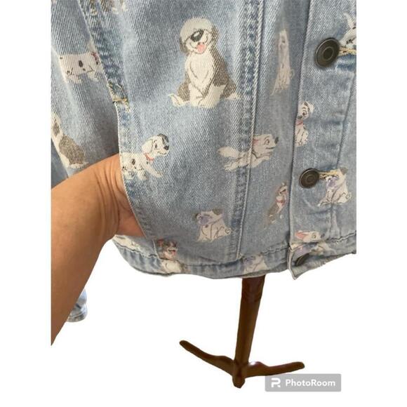 Disney denim jacket with all the Disney dogs on it size XS - Picture 3 of 5